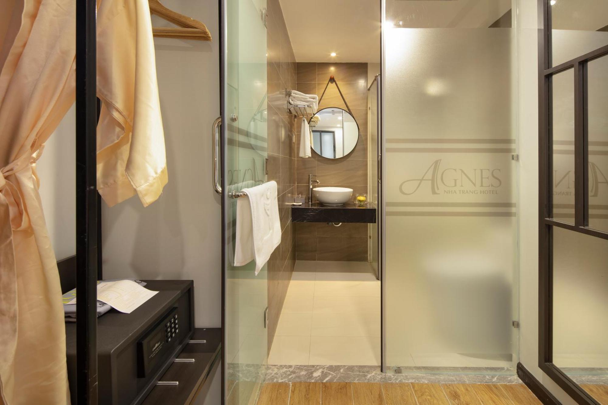 Agnes Nha Trang Hotel Bagian luar foto
